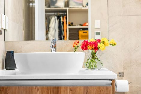 Photo of property in 44 Boocock Crescent, Orewa, 0931