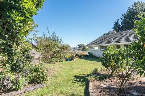 Photo of property in 65 Nimmo Avenue East, Waikanae, 5036