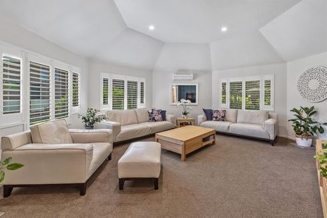 Photo of property in 33 Landing Drive, Albany, Auckland, 0632