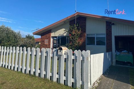 Photo of property in 1 Seaspray Drive, Mount Maunganui, 3116
