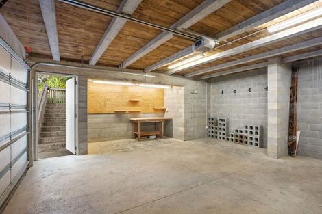 Photo of property in 48 Maida Vale Road, Roseneath, Wellington, 6011