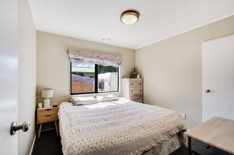 Photo of property in 5 Raleigh Avenue, Fairview Downs, Hamilton, 3214