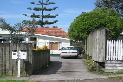 Photo of property in 74 Forest Hill Road, Henderson, Auckland, 0612