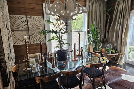 Photo of property in 26 Hawkhurst Road, Lyttelton, 8082