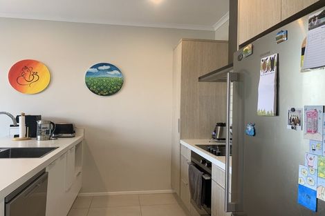 Photo of property in 5/4 Matimati Place, Hobsonville, Auckland, 0616