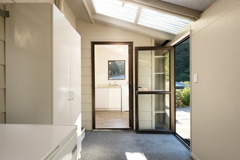 Photo of property in 12 Field Terrace, Okiwi Bay, French Pass, 7193