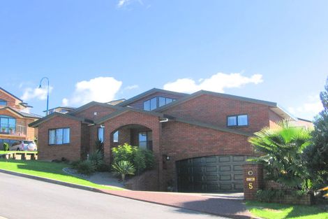Photo of property in 5 San Angelo Court, Henderson, Auckland, 0612