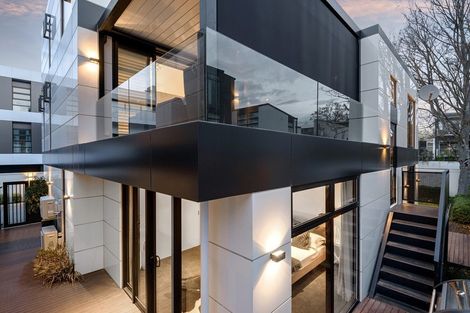 Photo of property in 26b Peterborough Street, Christchurch Central, Christchurch, 8013