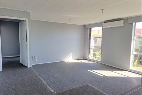 Photo of property in 14 Grenville Street, Levin, 5510