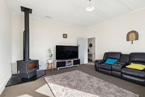 Photo of property in 12 Lyndhurst Street, Takaro, Palmerston North, 4412