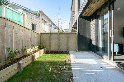 Photo of property in 74u6 Derwent Street, Island Bay, Wellington, 6023