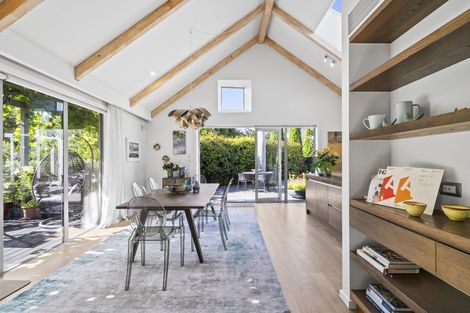 Photo of property in 7 Kotare Street, Fendalton, Christchurch, 8041