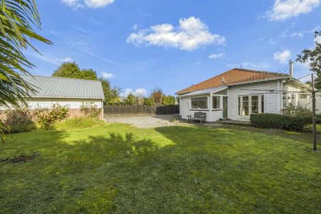 Photo of property in 184 Main North Road, Redwood, Christchurch, 8051