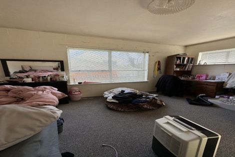 Photo of property in 172 Forrest Hill Road, Forrest Hill, Auckland, 0620