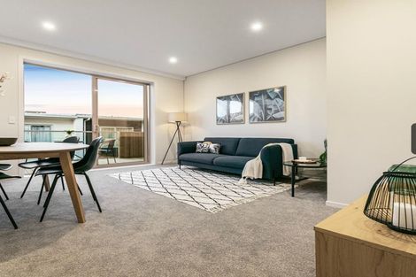 Photo of property in 23 Wharetana Crescent, New Lynn, Auckland, 0600