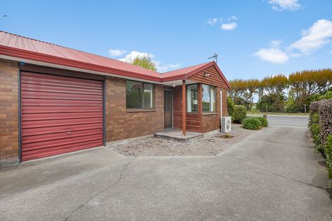 Photo of property in 228 Yaldhurst Road, Avonhead, Christchurch, 8042
