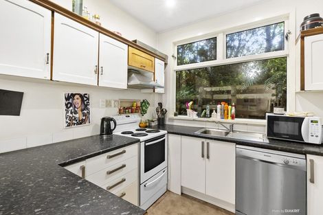 Photo of property in 27 Brixham Way, Newtown, Wellington, 6021