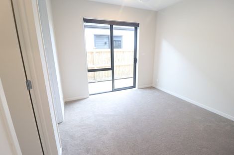 Photo of property in 16 Thomas Rielly Avenue, Hobsonville, Auckland, 0616