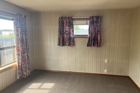 Photo of property in 500 Sawyers Arms Road, Harewood, Christchurch, 8051