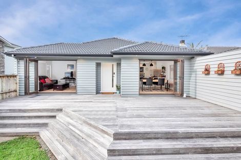 Photo of property in 52 Jutland Road, Hauraki, Auckland, 0622
