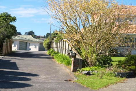 Photo of property in 16 Mt Blanc Place, Northpark, Auckland, 2013