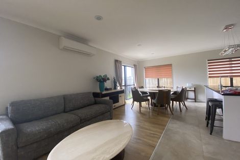 Photo of property in 9 Iwinuku Court, Wattle Downs, Auckland, 2103