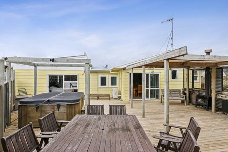 Photo of property in 108 Martin Road, Paraparaumu Beach, Paraparaumu, 5032