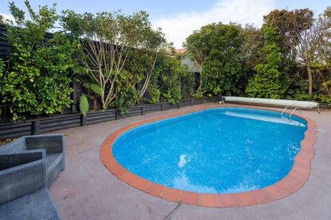 Photo of property in 74 Princes Street, Cambridge, 3434