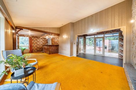 Photo of property in 99 Pinehaven Road, Pinehaven, Upper Hutt, 5019