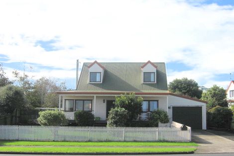 Photo of property in 80b Aviemore Drive, Highland Park, Auckland, 2010