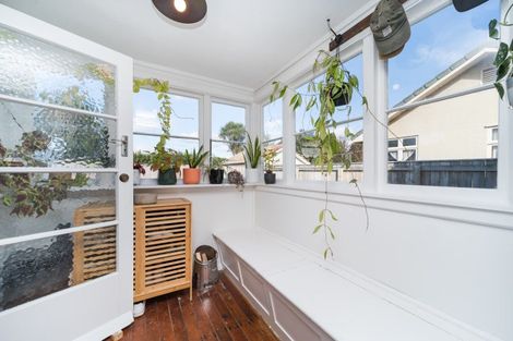 Photo of property in 45 Guy Avenue, Takaro, Palmerston North, 4410