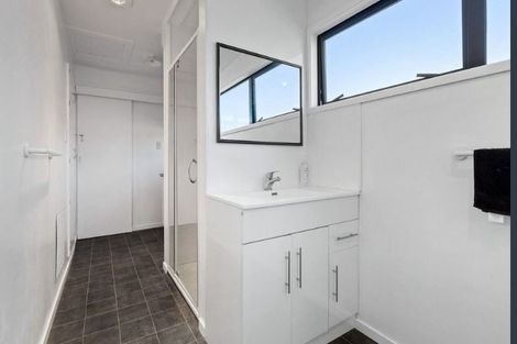 Photo of property in 17 Seymour Street, Hornby, Christchurch, 8042