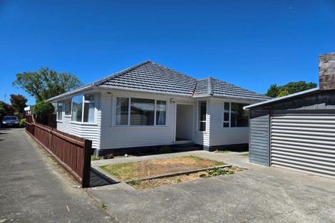 Photo of property in 102 Yaldhurst Road, Sockburn, Christchurch, 8042