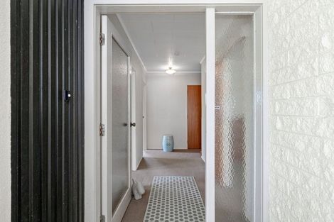 Photo of property in 19 Wesley Avenue, Frankleigh Park, New Plymouth, 4310
