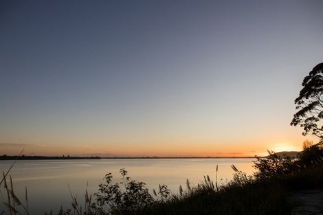 Photo of property in 206 Ranginui Road, Welcome Bay, Tauranga, 3175