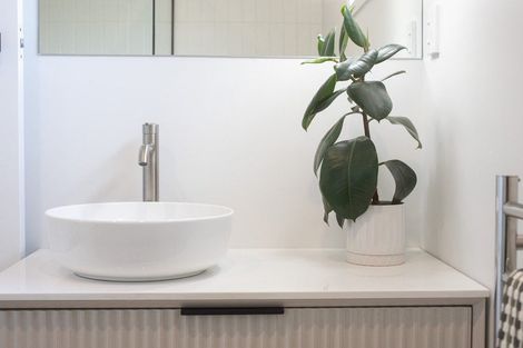 Photo of property in 18 Dover Street, St Albans, Christchurch, 8014