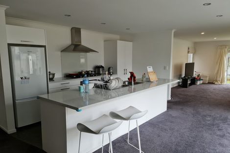 Photo of property in 90b/1 Endeavour Drive, Whitby, Porirua, 5024