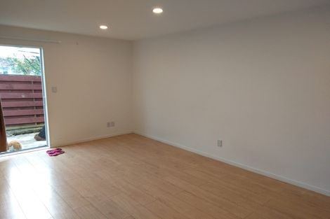 Photo of property in 2/2 Udys Road, Pakuranga Heights, Auckland, 2010