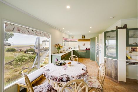 Photo of property in 256 Whirinaki Road, Eskdale, Napier, 4182