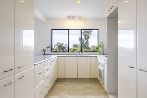 Photo of property in 1/55 Nigel Road, Browns Bay, Auckland, 0630