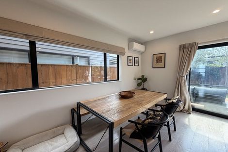 Photo of property in 3/18 Kaimai Avenue, Massey, Auckland, 0614