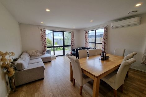 Photo of property in 19 Hakinakina Drive, Flat Bush, Auckland, 2019