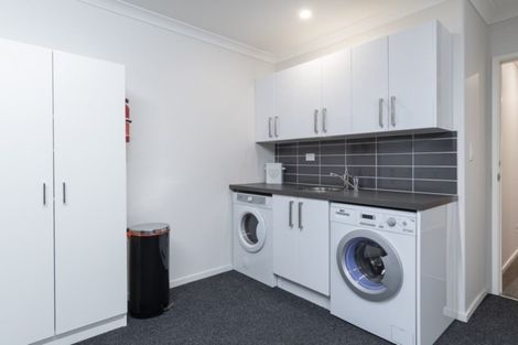 Photo of property in 12 Lakeside Terrace, Omokoroa, 3114