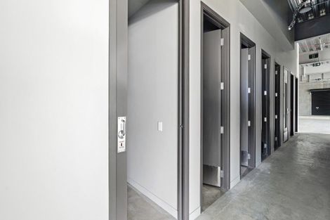 Photo of property in 161 Moncks Spur Road, Mount Pleasant, Christchurch, 8081