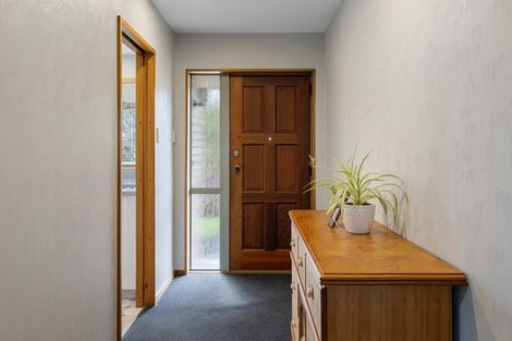 Photo of property in 15 Showgate Avenue, Sockburn, Christchurch, 8042