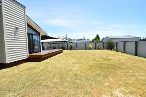 Photo of property in 22 Rhoboro Road, Twizel, 7901