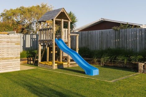 Photo of property in 16 Byrd Street, Levin, 5510