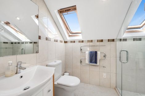 Photo of property in 204 Broomfields Road, Whitford, Howick, 2571