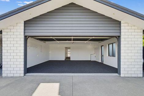 Photo of property in 30 Harding Drive, Papamoa Beach, Papamoa, 3118