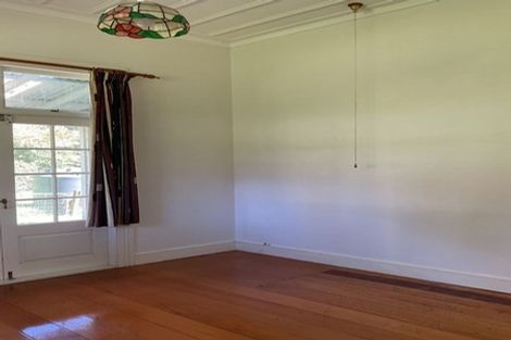 Photo of property in 305 Paparata Road, Bombay, 2675